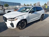 Volvo Xc60 B5 Plus YV4M12RC4T1315130 снимка