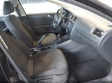 Volkswagen Jetta 2.0L Base 3VW1K7AJ3EM428984 снимка