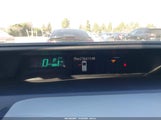 Toyota Prius C Two JTDKDTB31C1021900 снимка