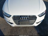 Audi A4 2.0T Premium WAUBFAFL7DN046137 снимка