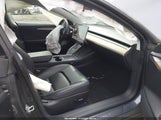 Tesla Model 3 Long Range Dual Motor All-Wheel Drive 5YJ3E1EB8NF112813 fotografie