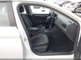 Volkswagen Jetta 1.4T R-Line/1.4T S/1.4T Se 3VWCB7BU0KM197054 fotografie