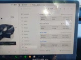 Tesla Model Y Long Range Dual Motor Rear-Wheel Drive 7SAYGDED2SA374034 fotografie