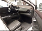 Nissan Rogue Sv Intelligent Awd 5N1BT3BB2PC684506 photo