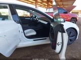Tesla Model 3 Long Range Dual Motor All-Wheel Drive 5YJ3E1EB9NF327522 fotografie