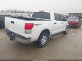 Toyota Tundra Sr5 5.7L V8 5TFEV54178X039873 photo