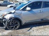 Toyota C-Hr Xle JTNKHMBX8K1017494 photo