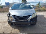 Toyota Sienna Le V6 5TDKK3DC2BS152306 снимка