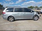 Toyota Sienna Le V6 5TDKK3DC2BS152306 снимка