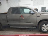 Toyota Tundra Grade 5.7L V8 5TFUW5F19AX108882 photo