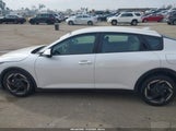 Kia K4 Ex 3KPFU4DE9SE038509 fotografie