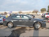 Toyota Camry Le 4T1DAACKXSU642895 снимка
