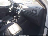 Volkswagen Tiguan 2.0T Sel Premium/2.0T Sel Premium R-Line 3VV4B7AX2KM043577 снимка