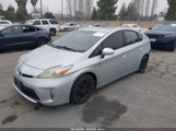 Toyota Prius Three JTDKN3DU6E1750805 снимка