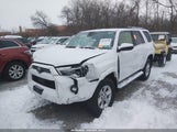 Toyota 4Runner Sr5 JTEMU5JR2R6288402 снимка