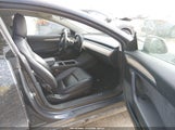 Tesla Model 3 Long Range Dual Motor All-Wheel Drive 5YJ3E1EB1NF190947 fotografie
