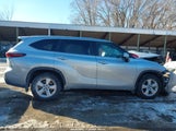 Toyota Highlander Le 5TDKDRBHXRS555391 снимка