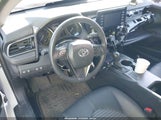 Toyota Camry Se 4T1G11AKXRU232317 photo