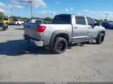 Toyota Tundra Limited 5.7L V8 5TFEV58197X030682 fotografie