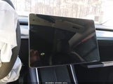 Tesla Model Y Long Range Dual Motor All-Wheel Drive 5YJYGDEE7LF031777 снимка