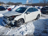 Subaru Legacy 3.6R Limited 4S3BNEN61J3043640 photo