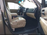 Toyota Sequoia Limited 5.7L V8 5TDJW5G18FS125381 снимка