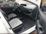 Toyota Prius C One JTDKDTB34H1593888 снимка