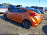 Hyundai Veloster Base W/Black KMHTC6AD5DU137647 снимка