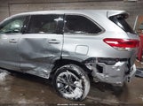 Toyota Highlander Le Plus 5TDBZRFH0JS909712 fotografie