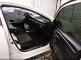 Toyota Corolla Le 2T1BURHE9JC050646 снимка