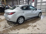Toyota Yaris Ia 3MYDLBYV4JY331354 fotografie