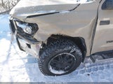 Toyota Tundra Sr5 5.7L V8 5TFDW5F11HX587177 fotografie