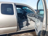 Toyota Tacoma Base V6 5TEUU42N68Z561899 photo