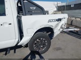 Nissan Titan Pro-4X 4X4 1N6AA1EDXMN512891 photo
