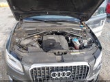 Audi Q5 2.0T Premium WA1LFAFP9FA061771 снимка