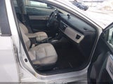 Toyota Corolla Le 2T1BURHE7EC217687 fotografie