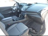 Ford Escape Se 1FMCU9GD4HUD84847 fotografie
