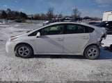 Toyota Prius Three JTDKN3DU6E1793962 снимка