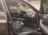 BMW X7 xDrive40I 5UXCW2C0XM9F68049 photo