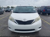 Toyota Sienna Le V6 5TDKK3DC5BS158584 снимка