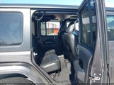Jeep Wrangler Unlimited Sahara 4X4 1C4HJXEG8JW133702 снимка