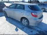 Toyota Matrix 2T1KU4EE0AC300881 снимка