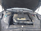 Porsche Cayenne Platinum Edition WP1AA2A29JKA03853 снимка