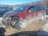 Toyota Sienna Le V6 5TDKK3DC3BS127124 снимка