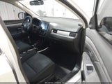Mitsubishi Outlander Se JA4AZ3A32JZ042875 снимка