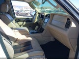 Lincoln Navigator L 5LMFL27518LJ00383 снимка