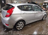 Hyundai Accent Se KMHCU5AE6CU033053 снимка