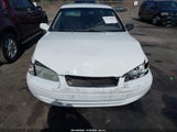 Toyota Camry Le 4T1BG22K3XU922095 photo