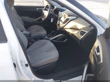 Hyundai Veloster Base W/Gray KMHTC6AD4CU058307 снимка