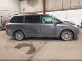 Toyota Sienna Xle Premium 8 Passenger 5TDYZ3DC4HS826387 снимка